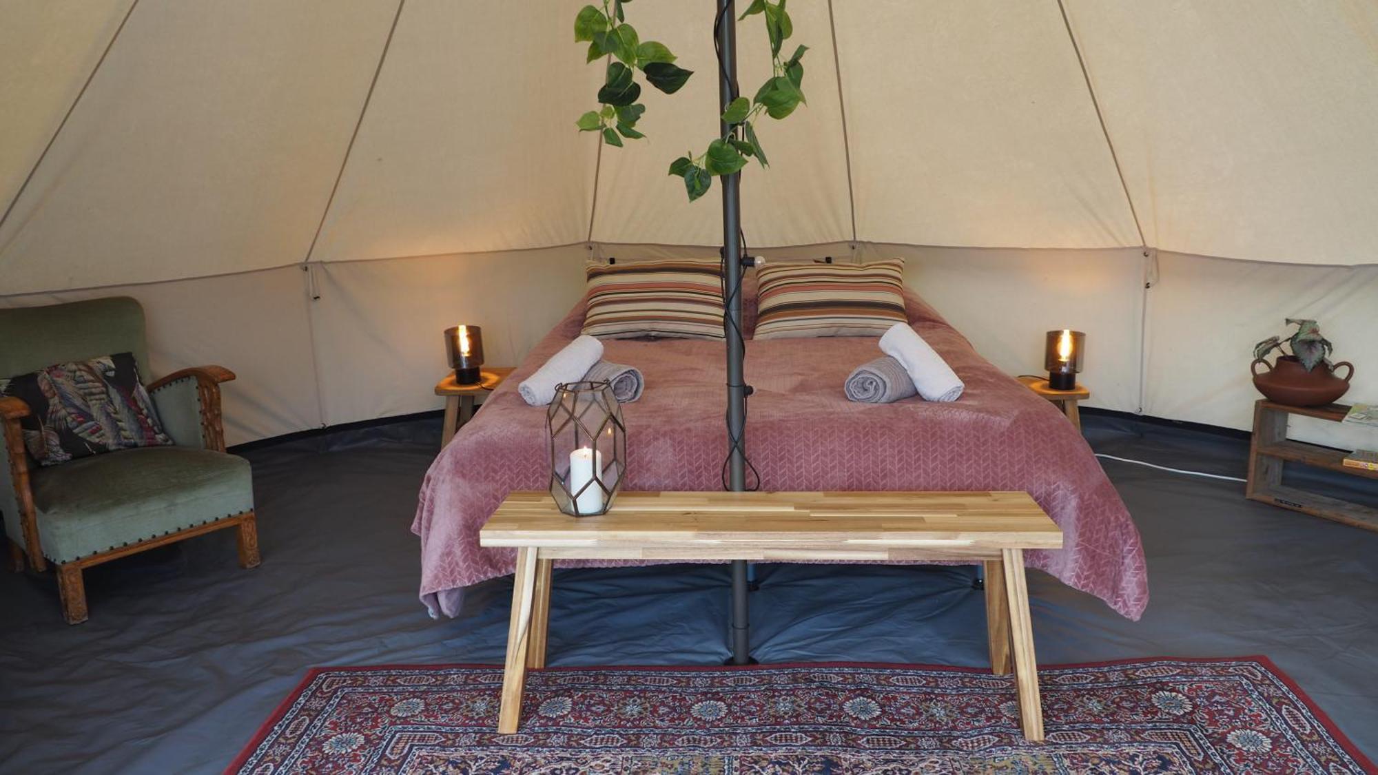 Bell Tent In Een Voedselbos Nederweert-Eind エクステリア 写真